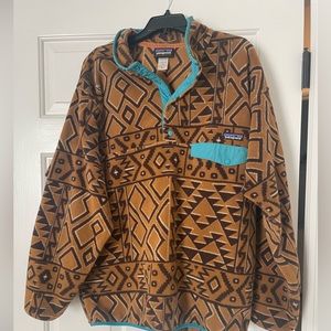 Patagonia pull over